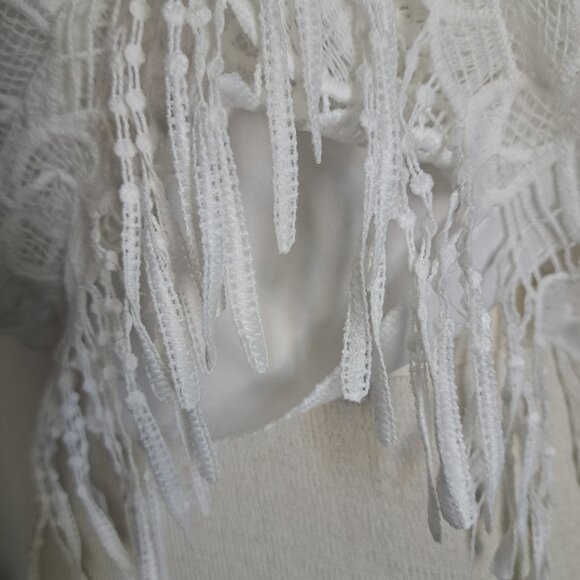 CHARLOTTE RUSSE floral crochet fringe top Y2K festival summer BOHO Coachella S - Picture 6 of 8